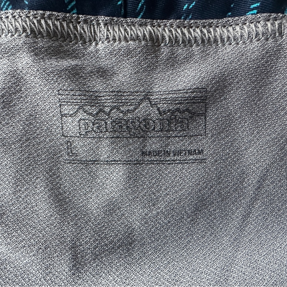 Patagonia Women's Running Shorts, 2.5” inseam, like new - Picture 5 of 12